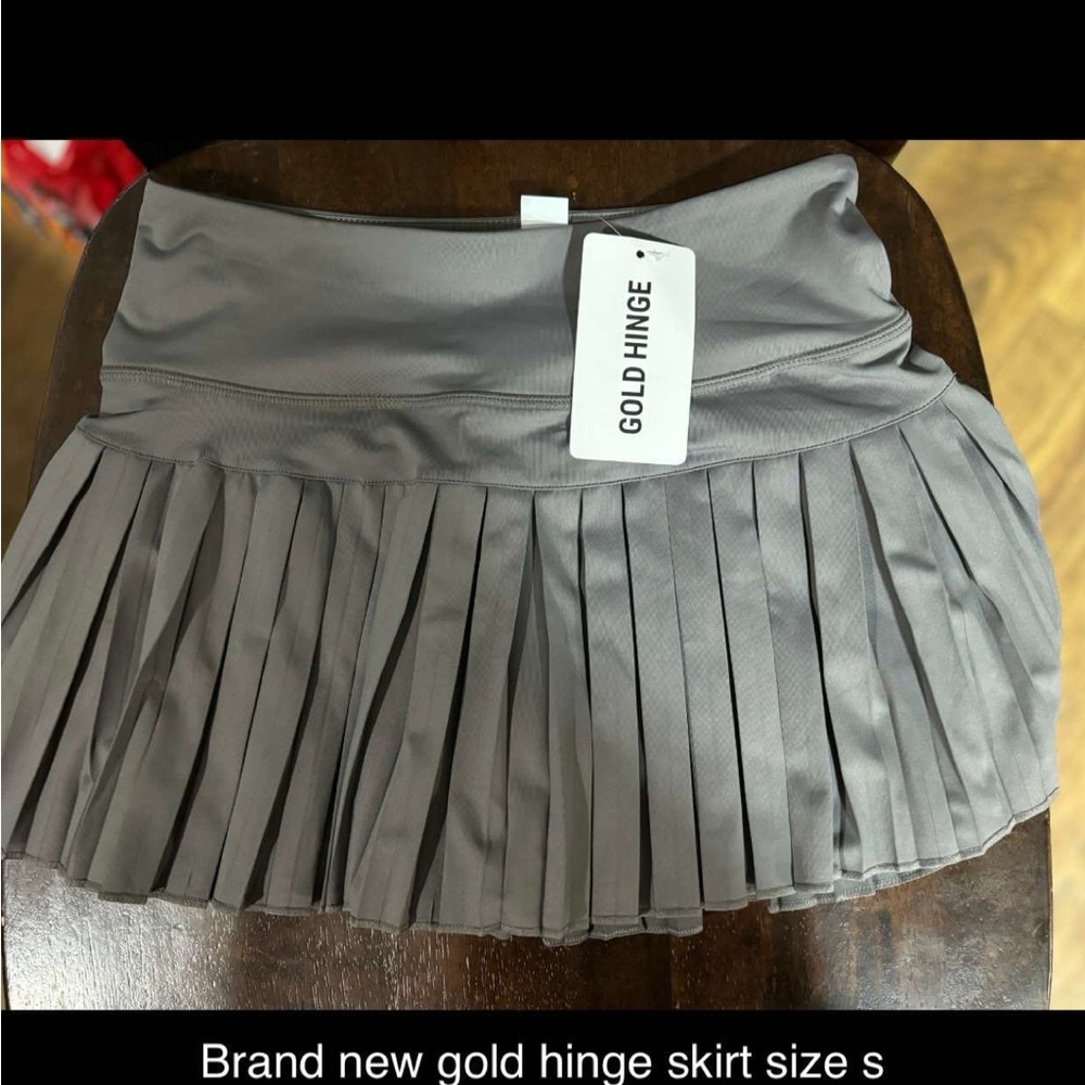 Goldhinge skirts BRAND NEW Size S